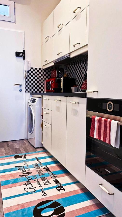 Sweet Home Apartment Виена Екстериор снимка